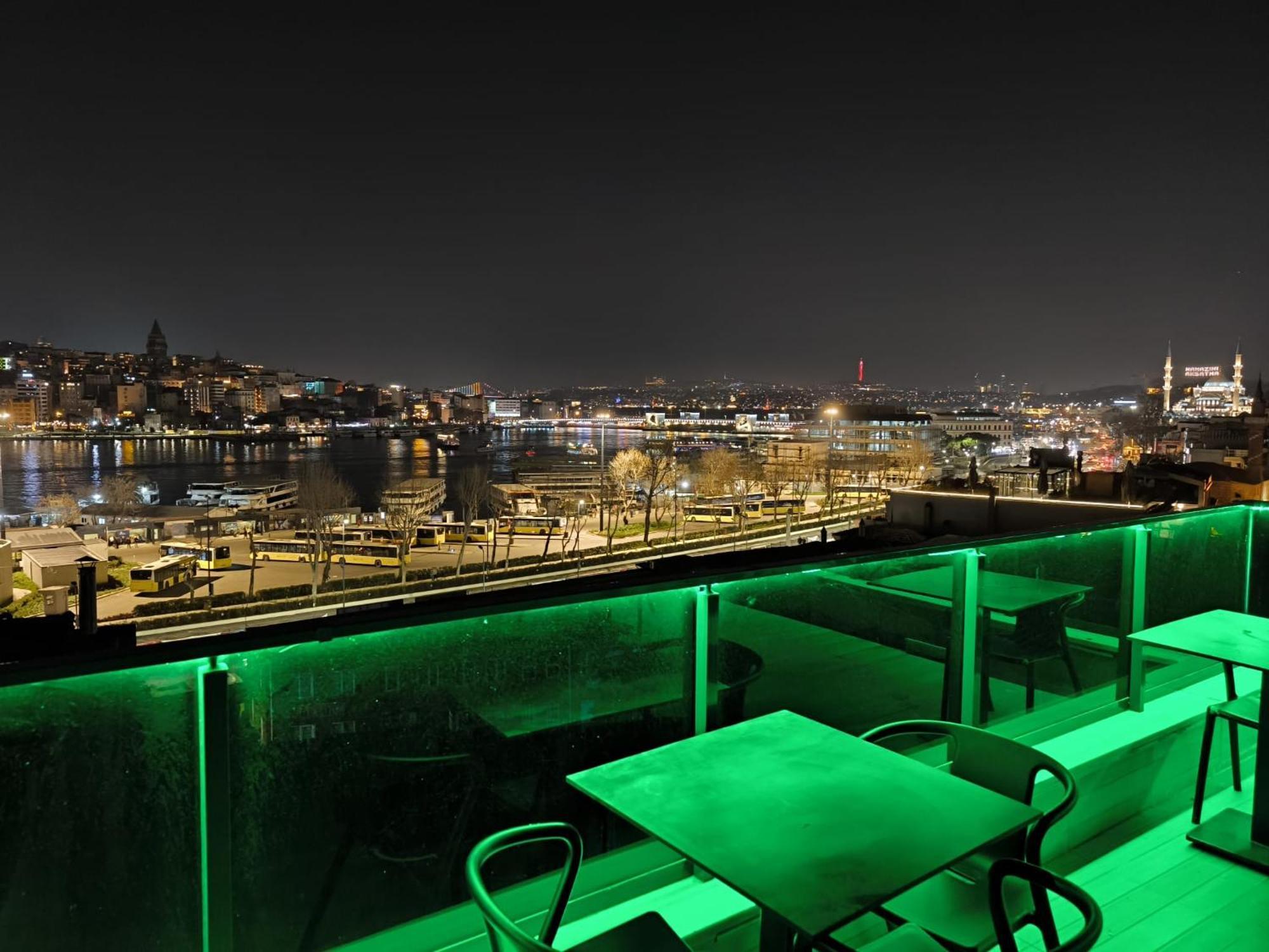 White Palace Halic 이스탄불 외부 사진