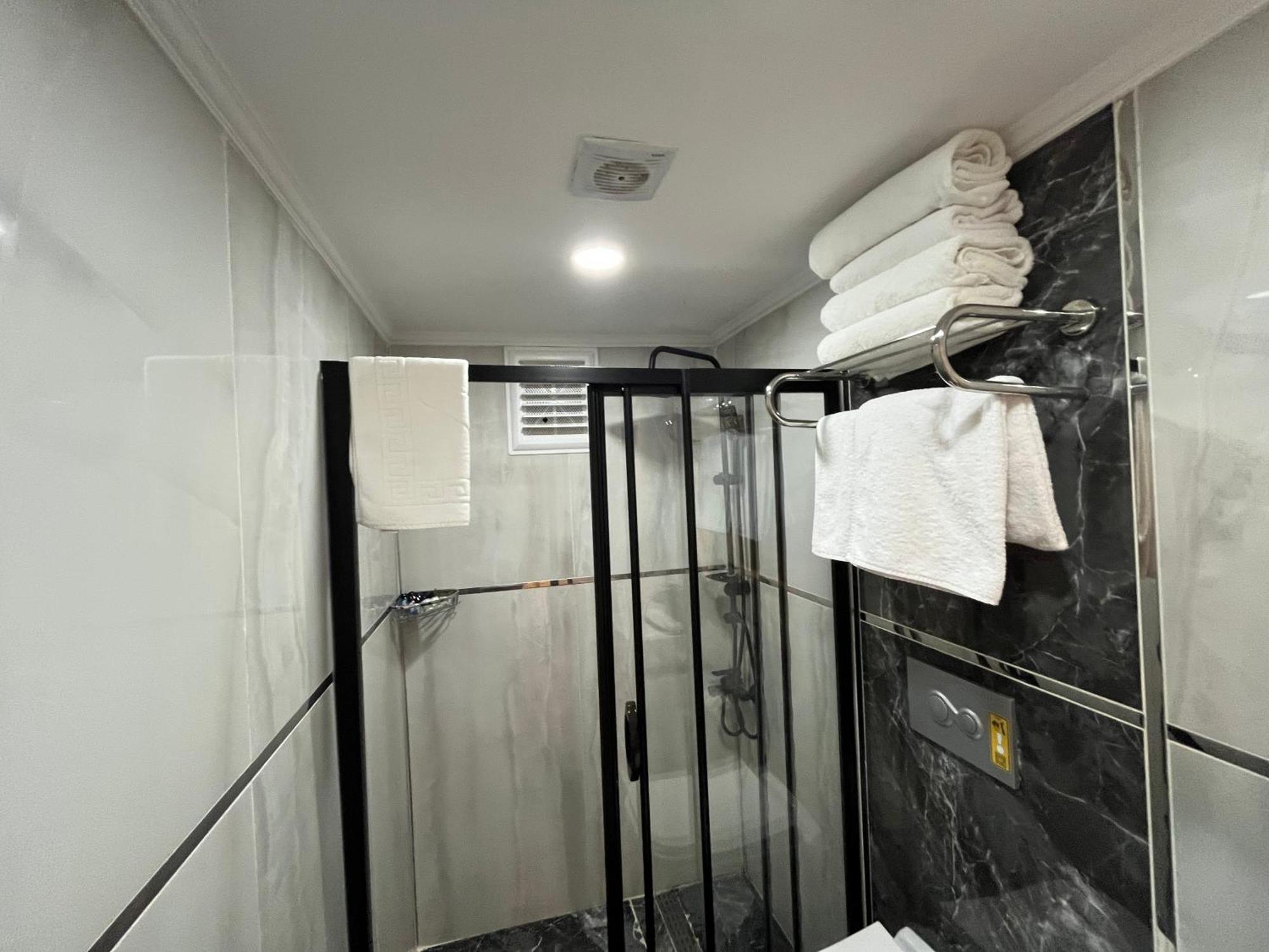 White Palace Halic 이스탄불 외부 사진
